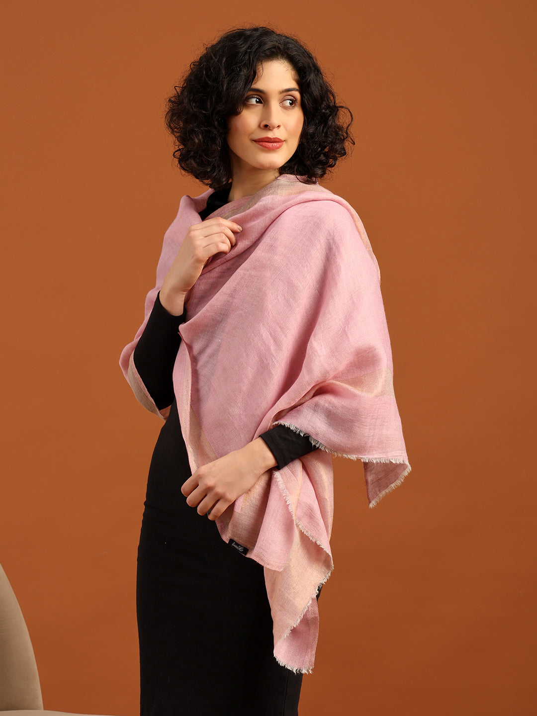 Tweedle Women’s Fine Wool Reversible Stole with Zari Border- Pink