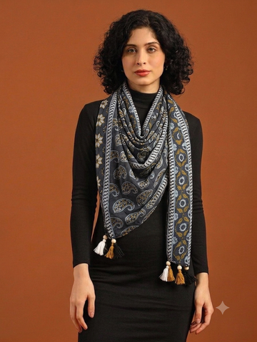 Black pure cotton scarf with tassels
