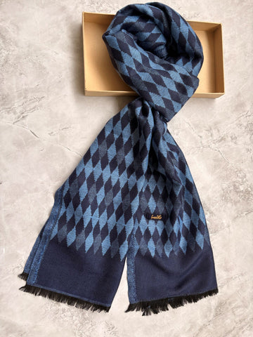 Warm Woolen muffler for men