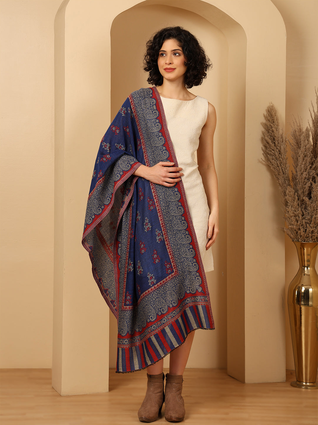 Fine Wool, Cashmere Stole / Scarf for Women - Blue