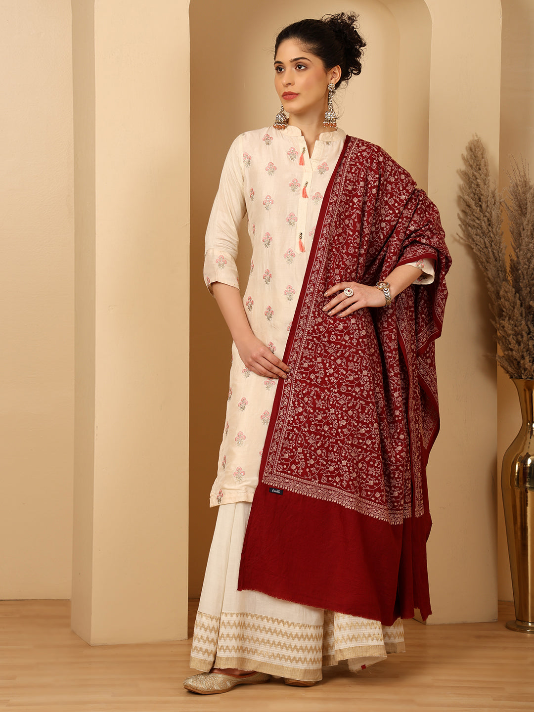 Tweedle Traditional Pure Wool Dupehra Kashmiri Embroidery Shawl for Women - Maroon
