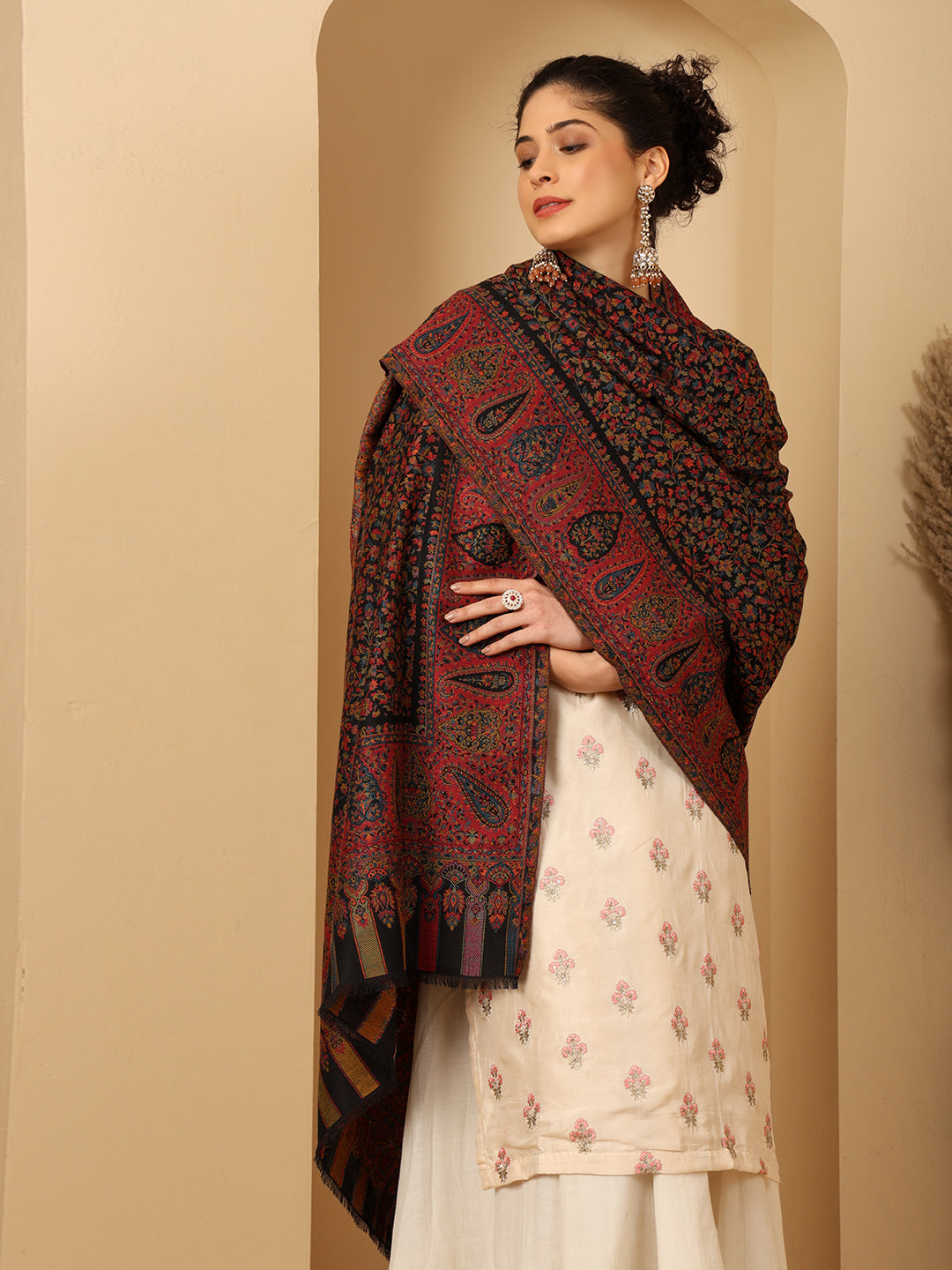 Tweedle Women’s Blended Wool Rajeshwari Kashmiri Kani Shawl - Black