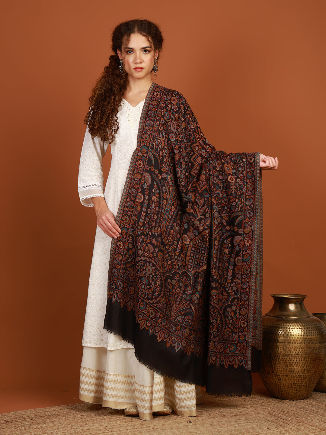 Tweedle Abhira Fine Wool, Kashmiri Kani Shawl for Women - Black