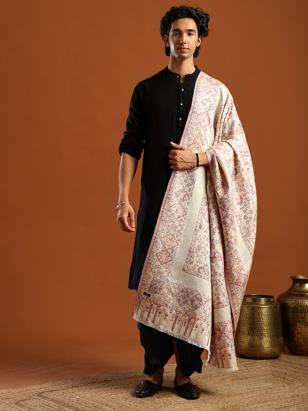 Tweedle Men’s Naira Kani Design and Zari Border - White, Size - 40 x 80 inches