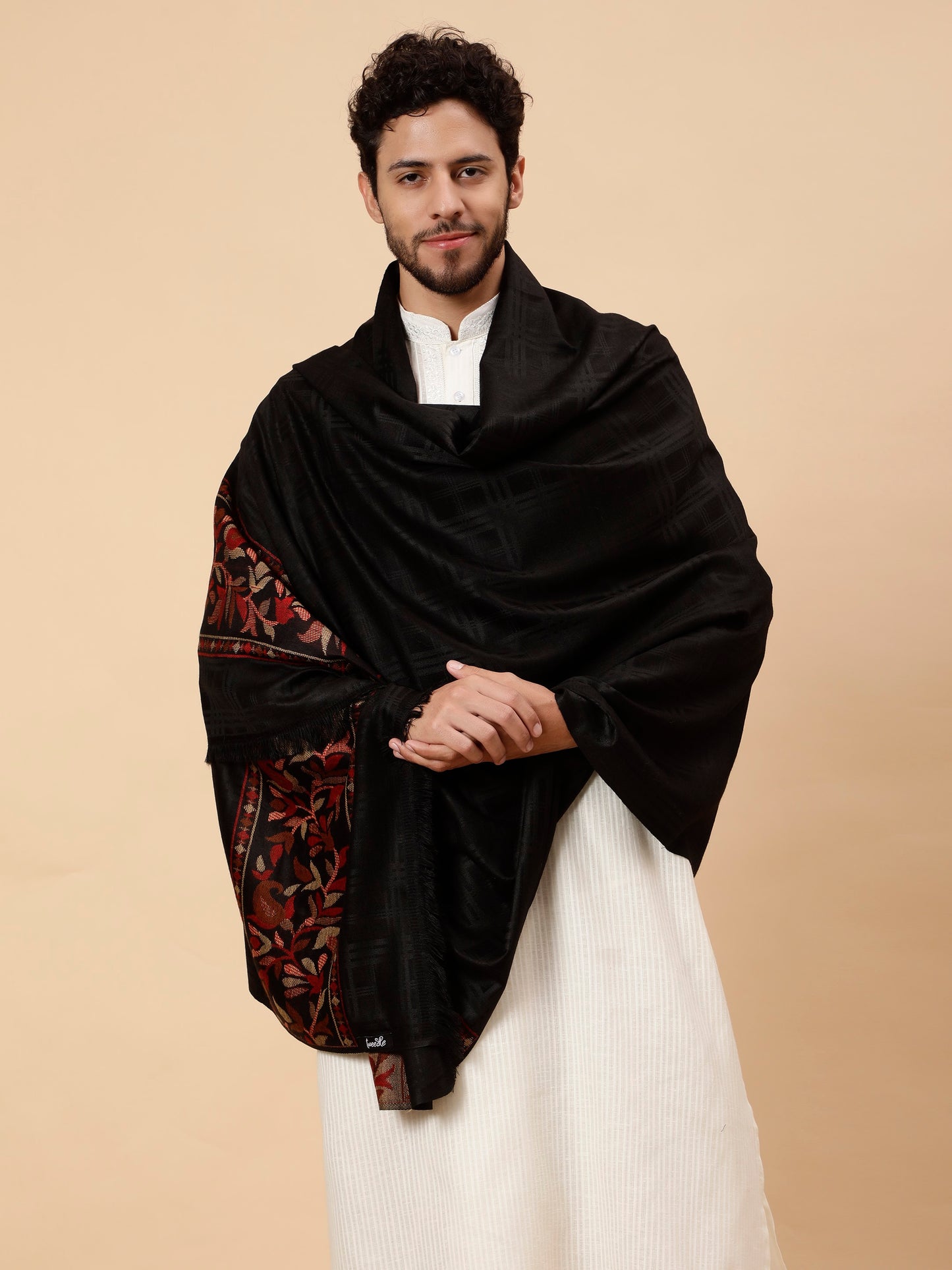 Geometrical Fusion Design Woven Shawl - Black