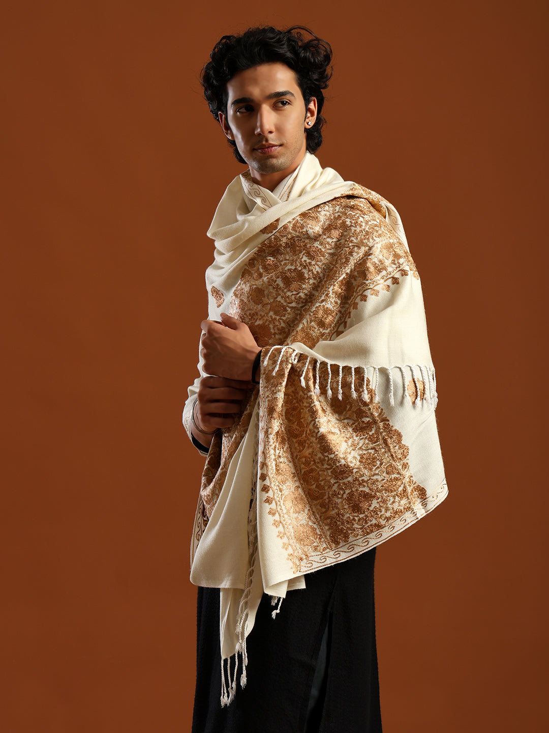 Tweedle Men’s Kashmiri Aari Embroidery Shawl / Stole - Off-White, Size - 40 x 80 inches