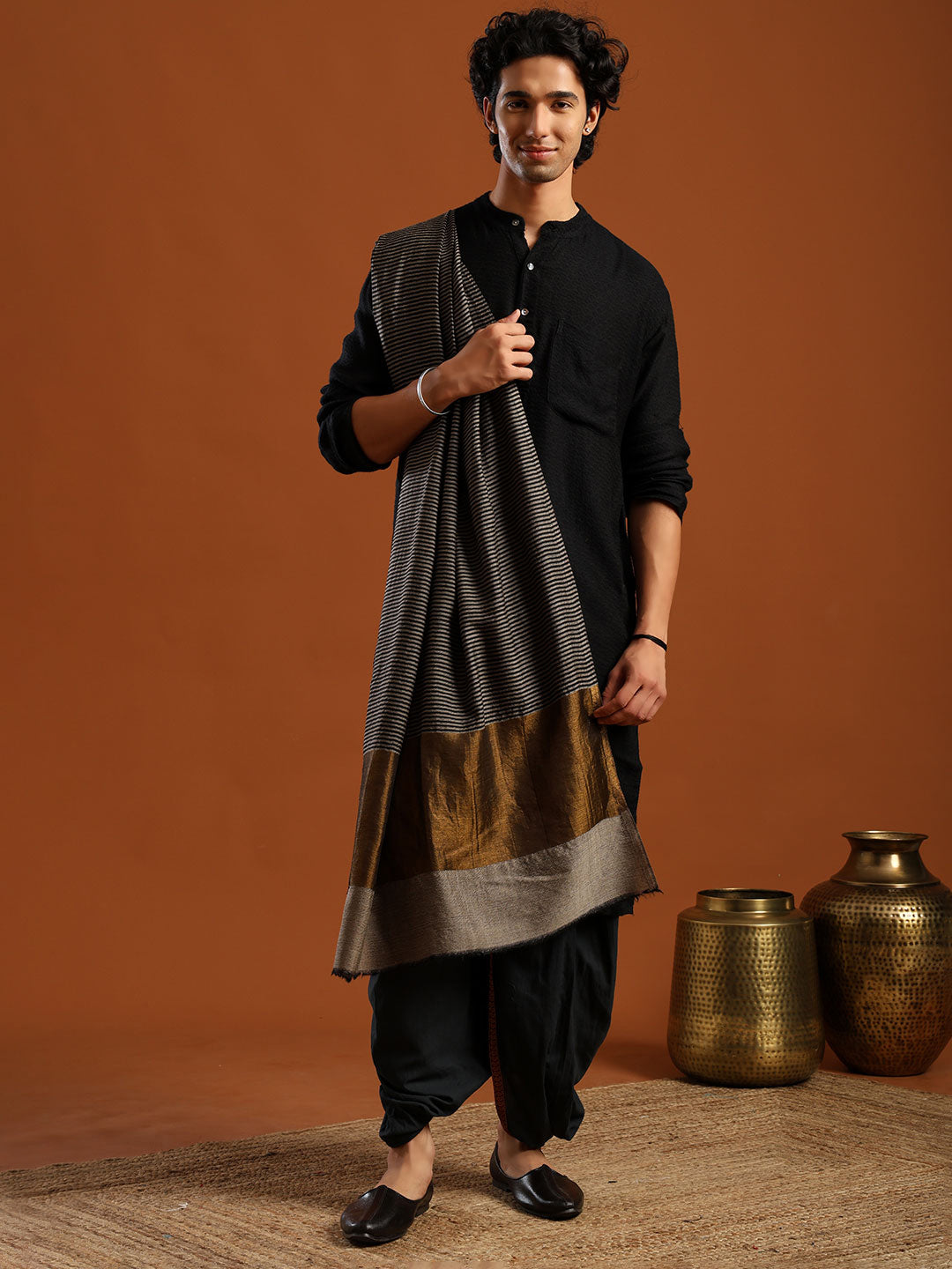 Tweedle Men’s Fine Wool Stole with Striped Zari Palla - Black