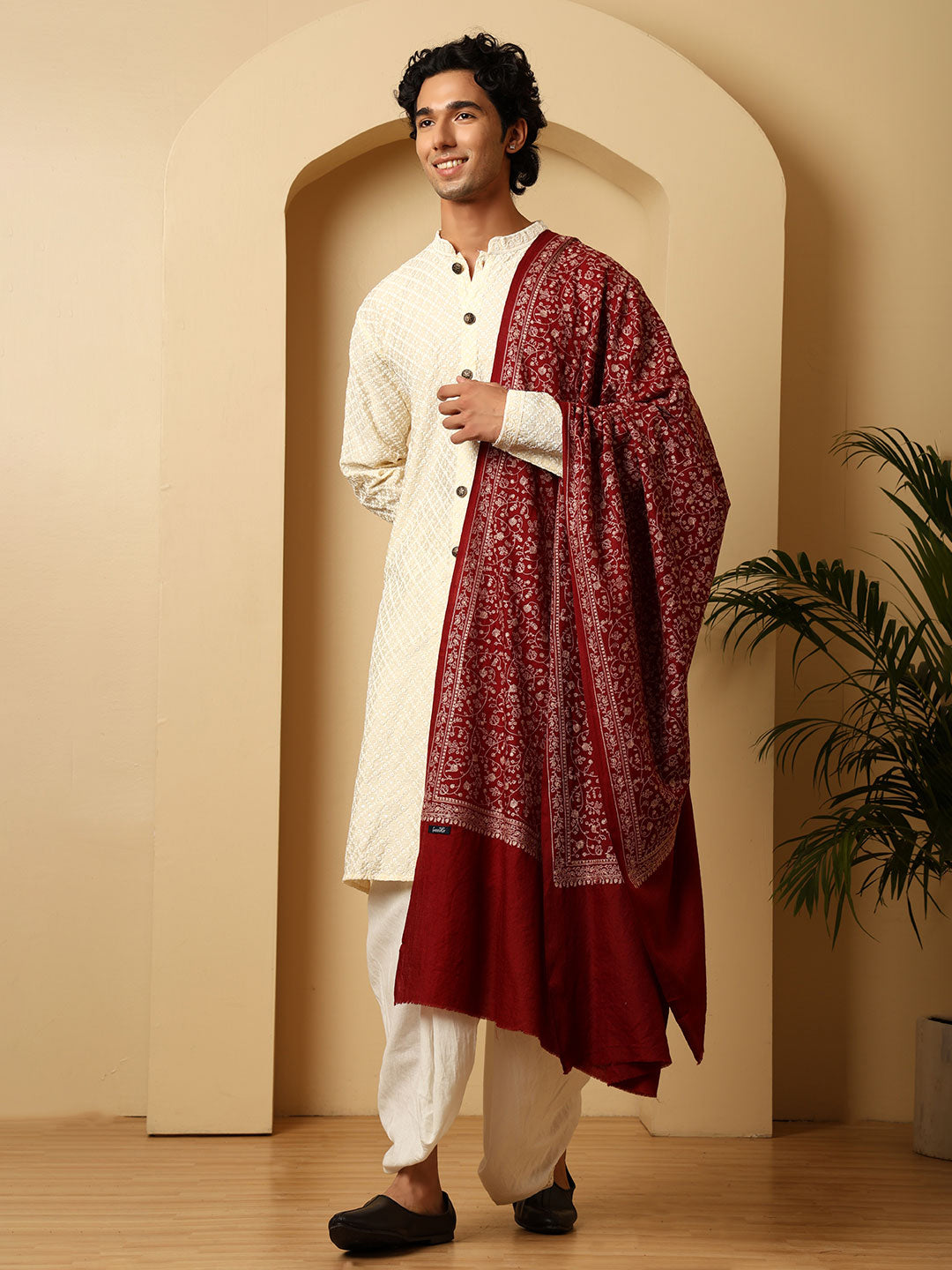 Tweedle Traditional Pure Wool Dupehra Kashmiri Embroidery Shawl for Men - Maroon