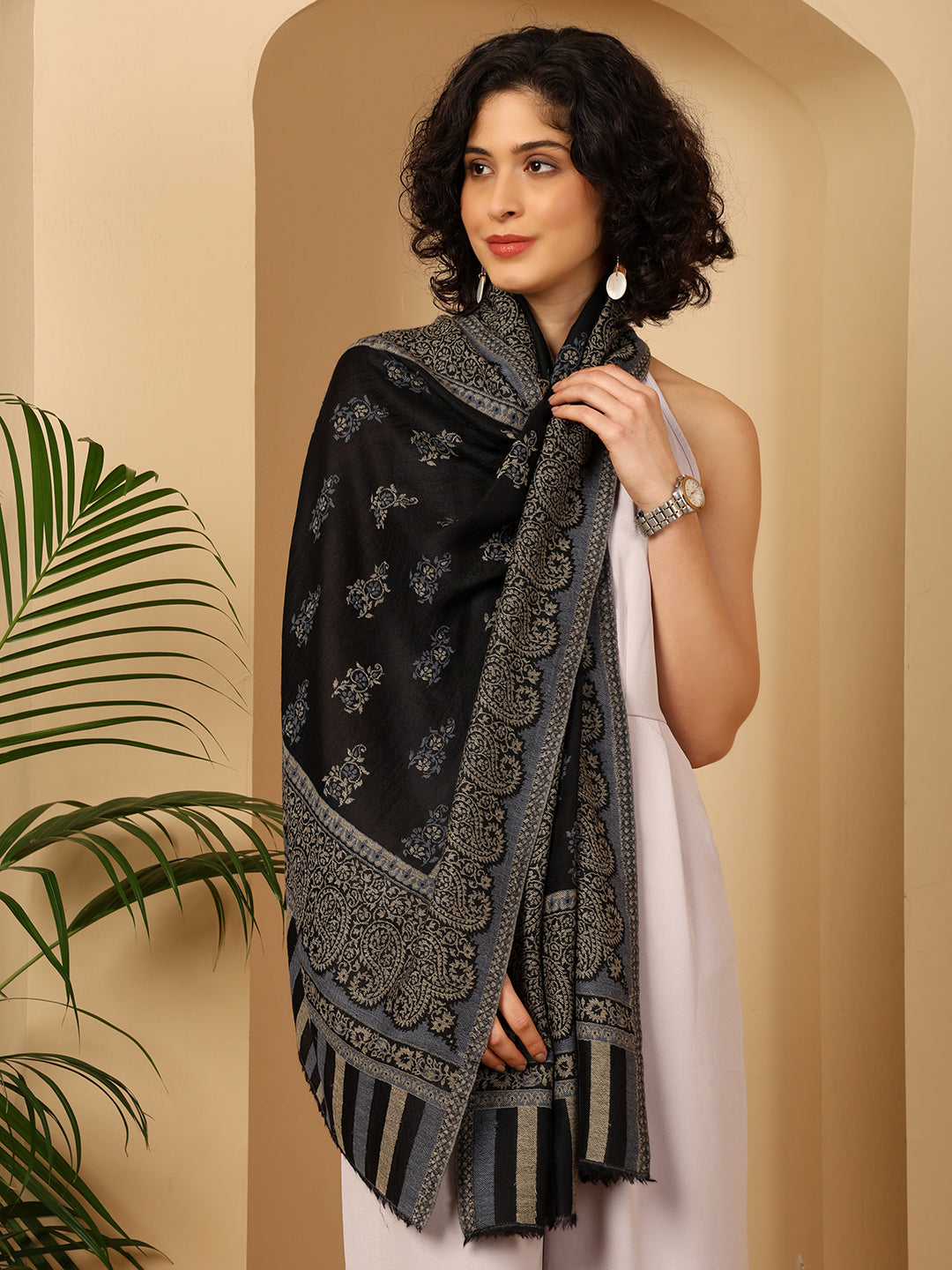 Fine Wool, Cashmere Stole / Scarf for Women - Black