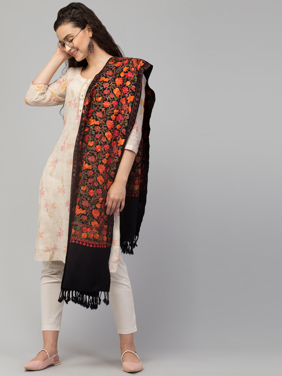 Cashmilon Wool Stole with all over Aari Embroidery - Blk
