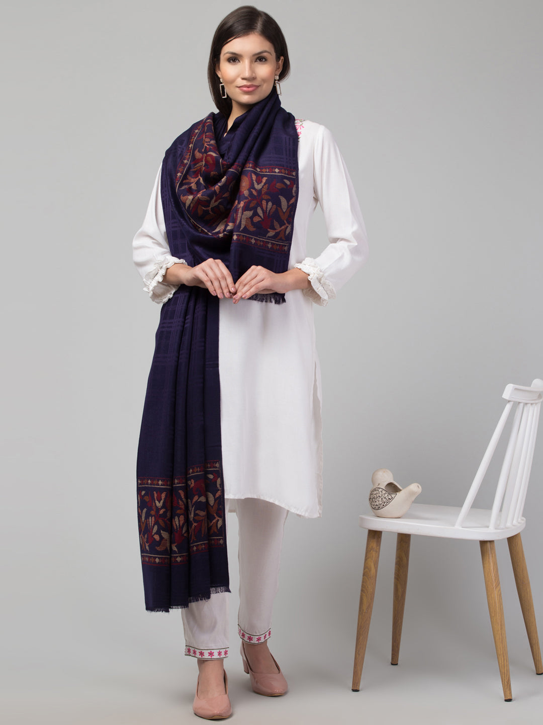 Geometrical Fusion Design Woven Shawl - Navy Blue