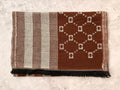 Men's muffler with fringed edges