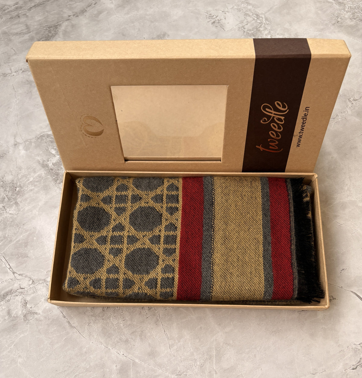 soft and warm woolen scarf for men